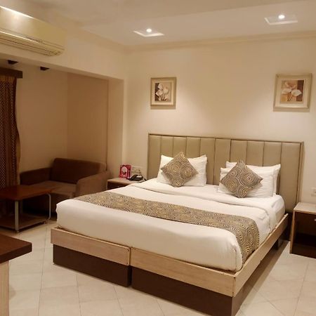 Meritas Crystal Resort Lonavala Eksteriør bilde