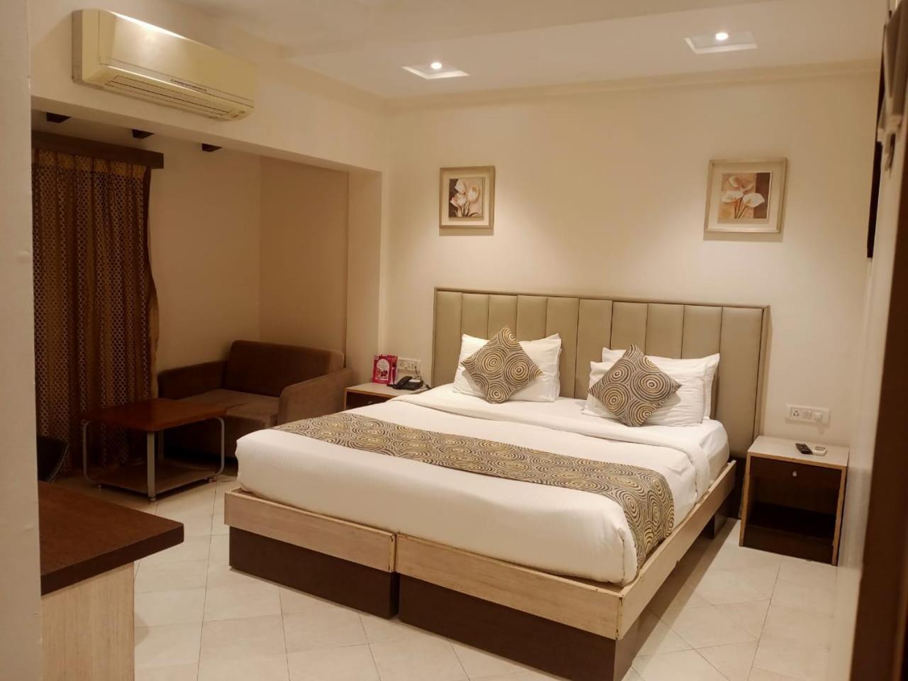 Meritas Crystal Resort Lonavala Eksteriør bilde